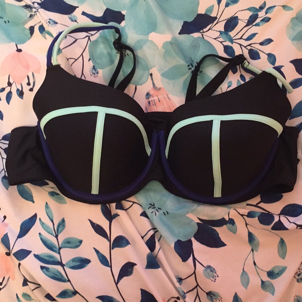Cacique Swim Top